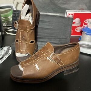Brighton Vintage Brazilian Leather Open Toe	 shoes Rare Find size 6